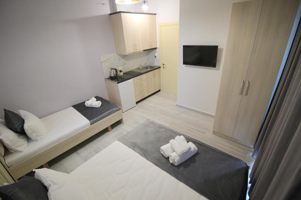Vision 4 Ksamil Villa Apartments And Rooms Exteriör bild