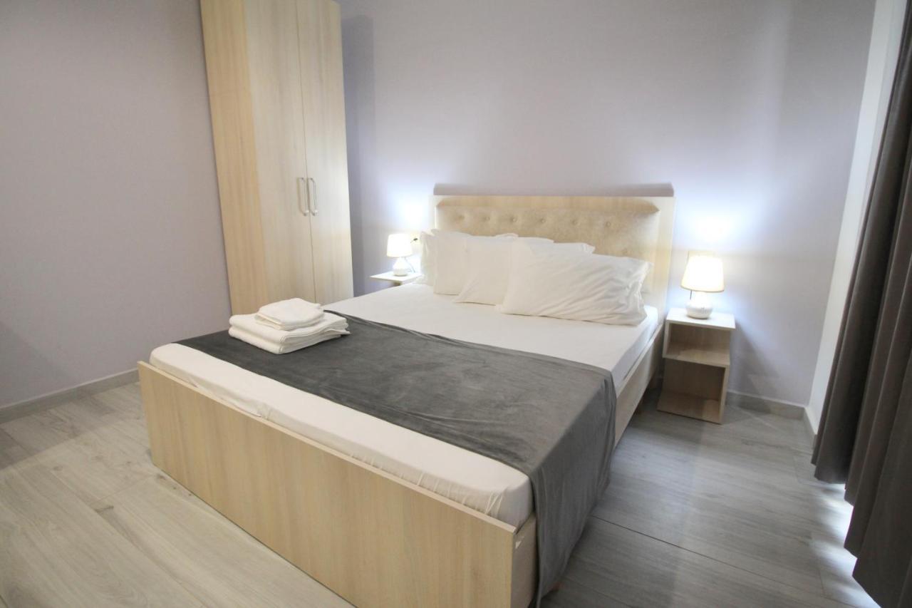 Vision 4 Ksamil Villa Apartments And Rooms Exteriör bild