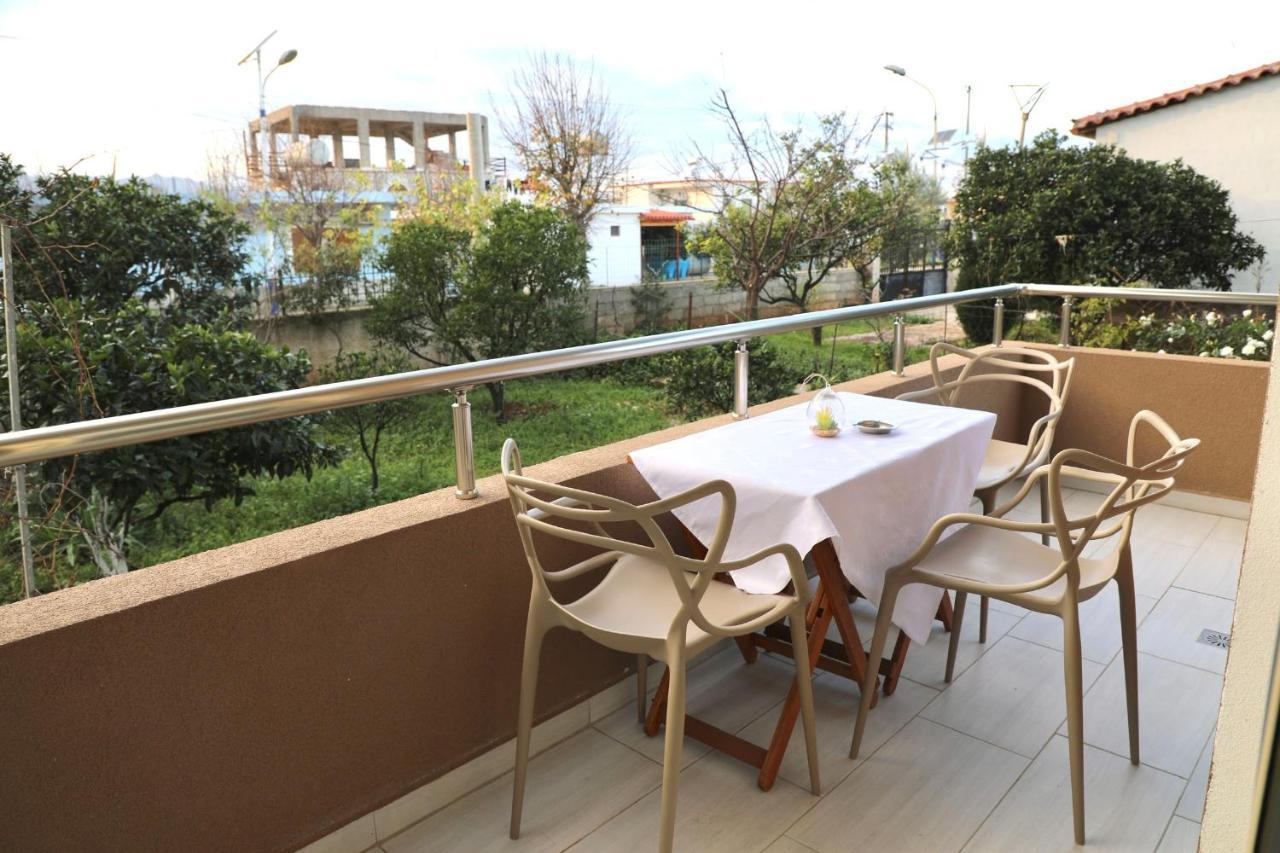 Vision 4 Ksamil Villa Apartments And Rooms Exteriör bild