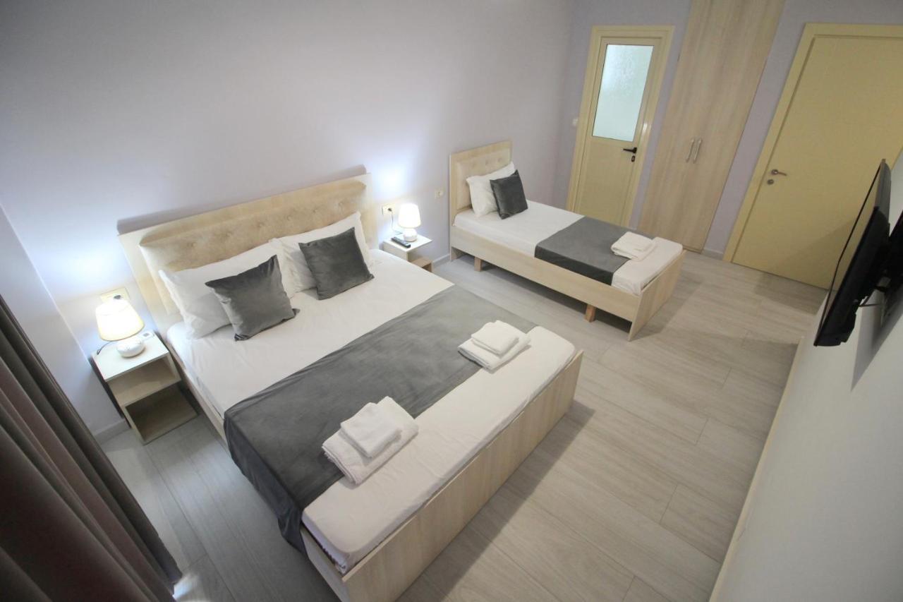Vision 4 Ksamil Villa Apartments And Rooms Exteriör bild