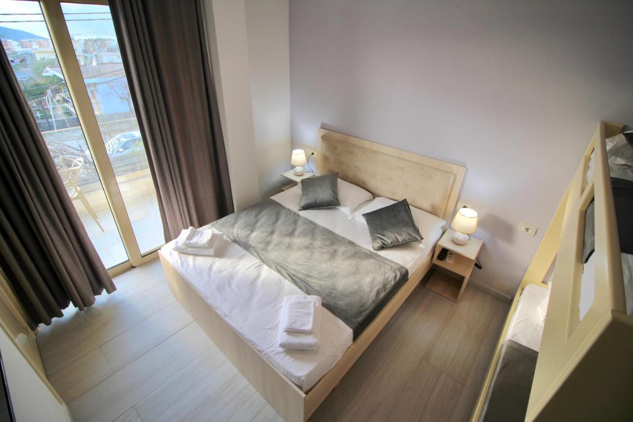 Vision 4 Ksamil Villa Apartments And Rooms Exteriör bild